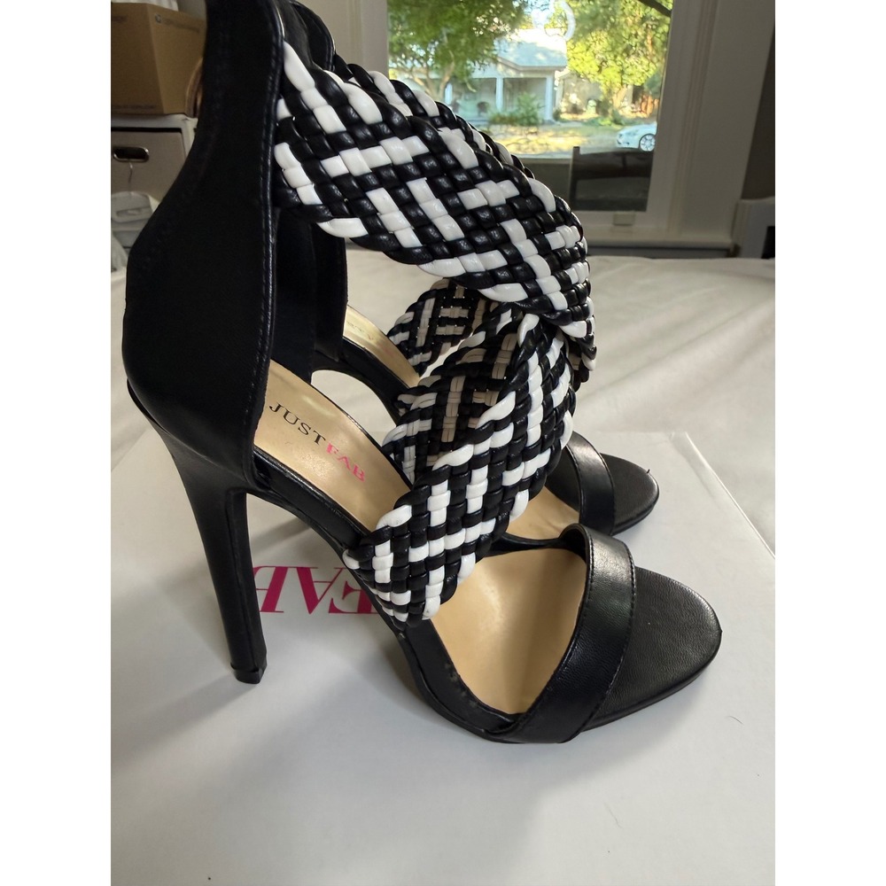 JustFab Terryn Black White Woven Stiletto Heel Sandals 5.5 354413-18-55